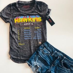 Stranger Things Hawkins T-shirt M Medium
